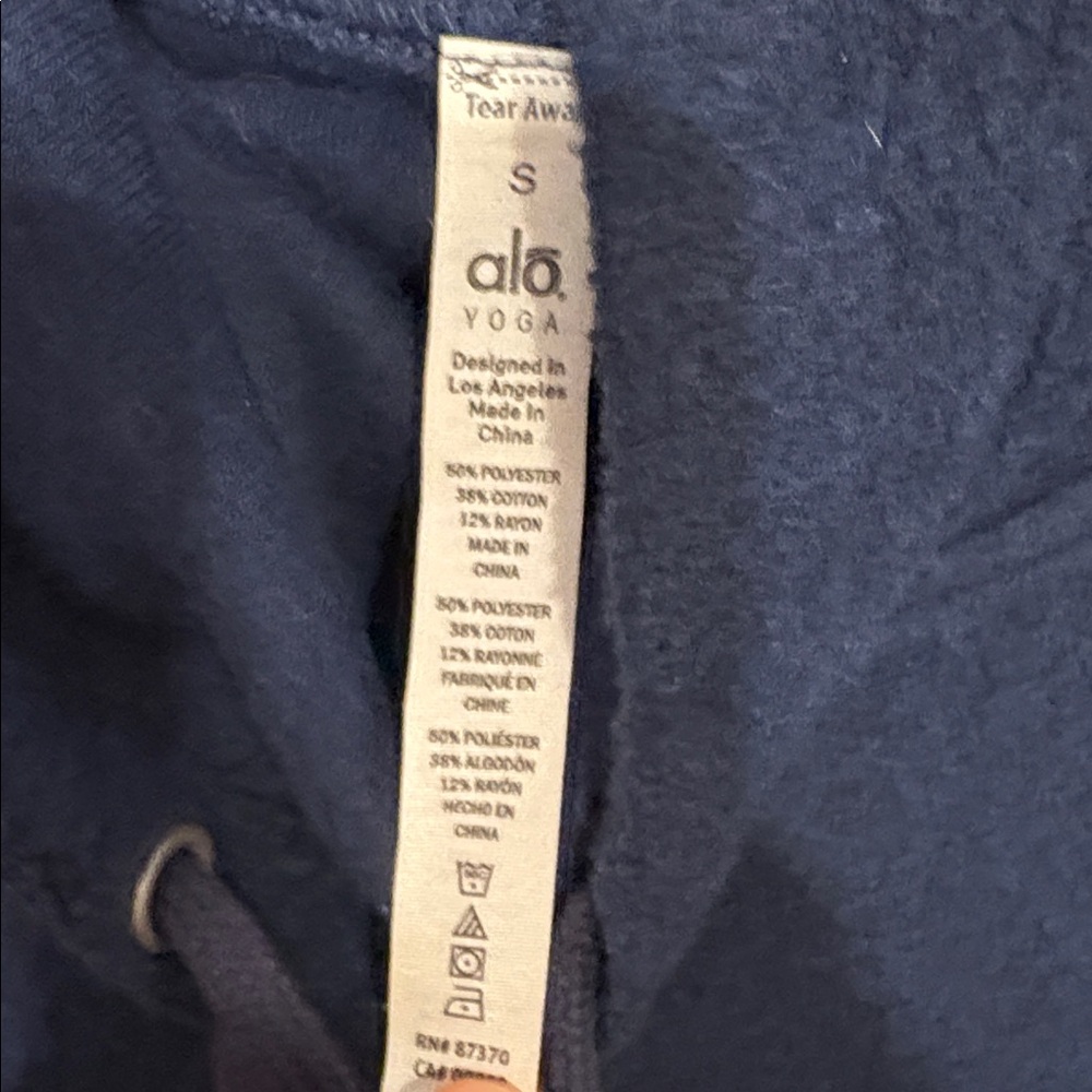 ALO Yoga Deep Blue Pullover sweatshirt size small - Picture 4 of 5